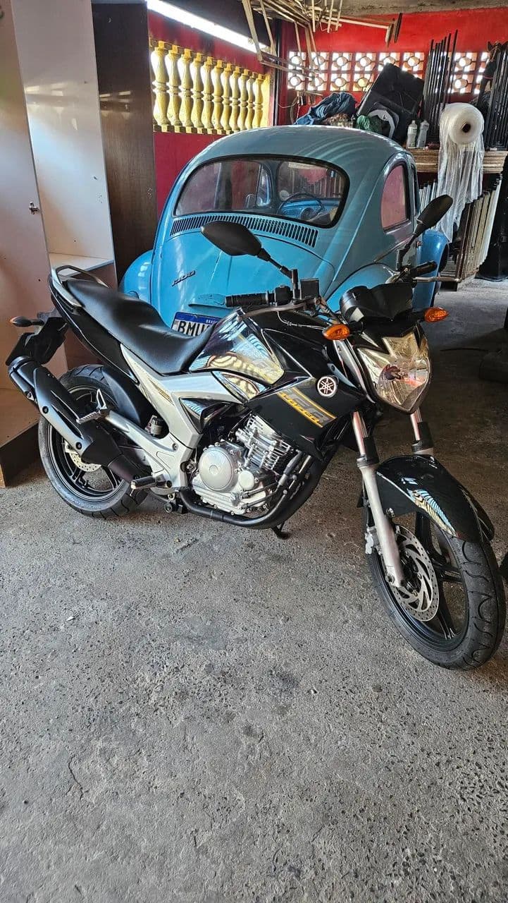 Fazer 250