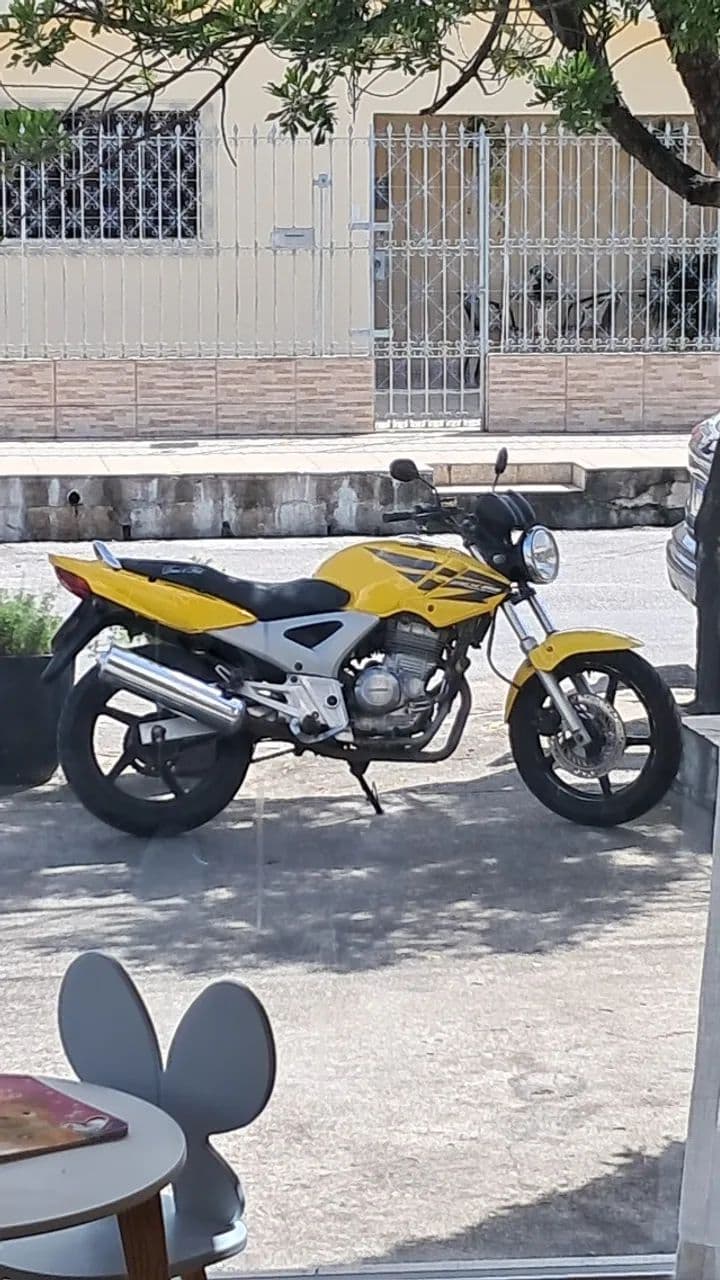 Moto muito boa 