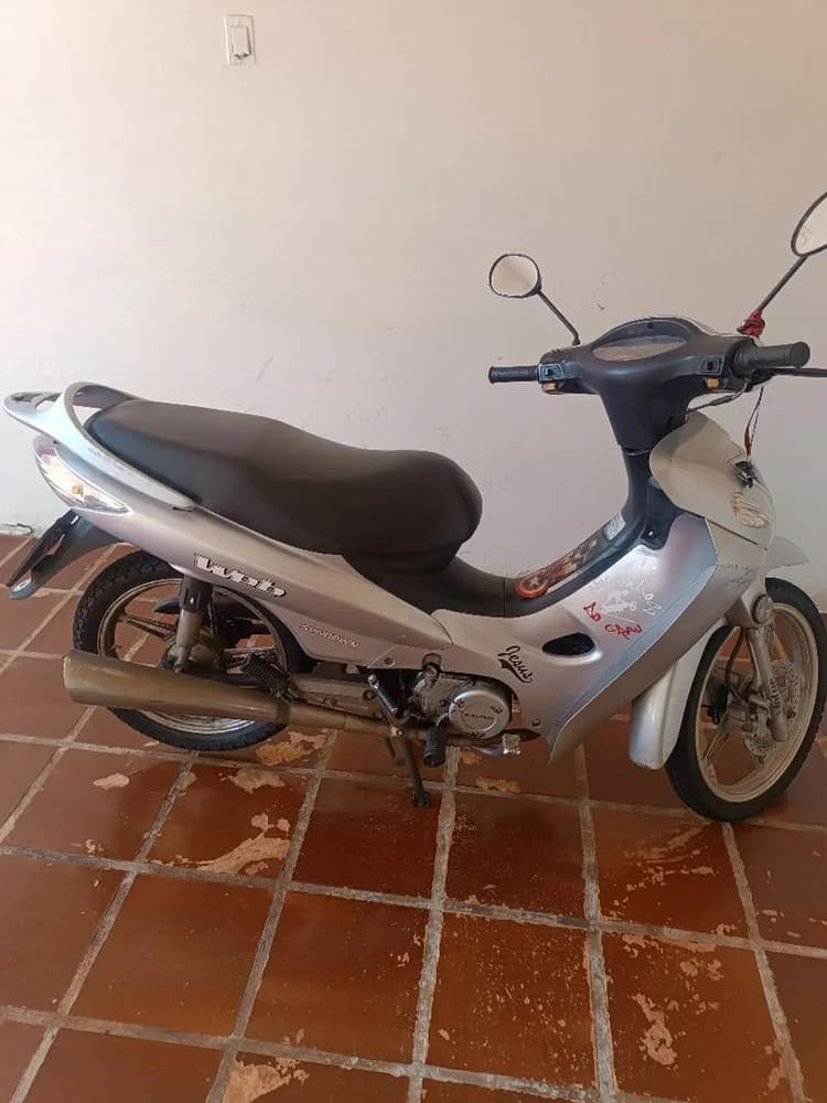 Moto Web 100 para venda