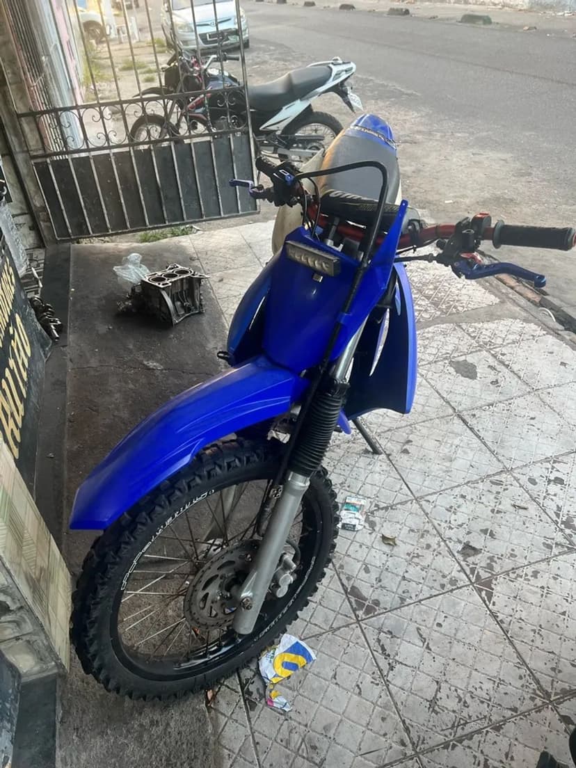 Vendo lander para trilha 