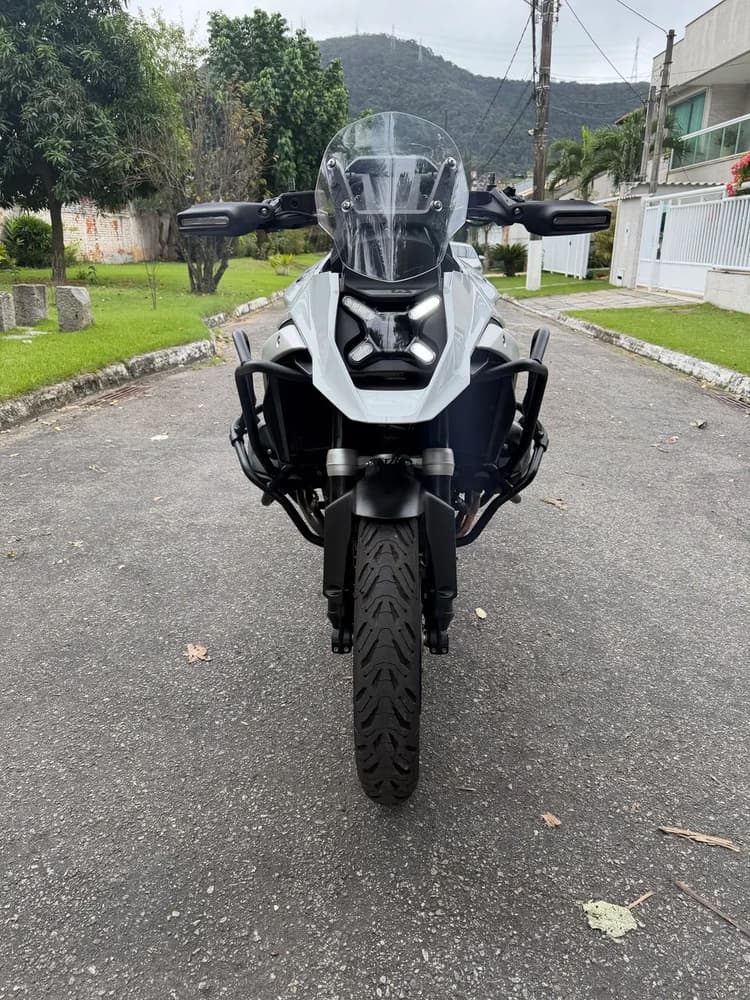 BMW GS1300R plus 