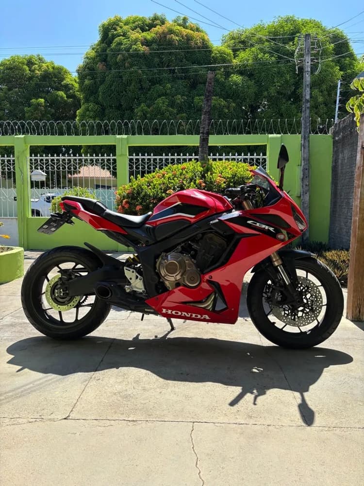 Honda CBR 650 R 2022/23 Vermelha