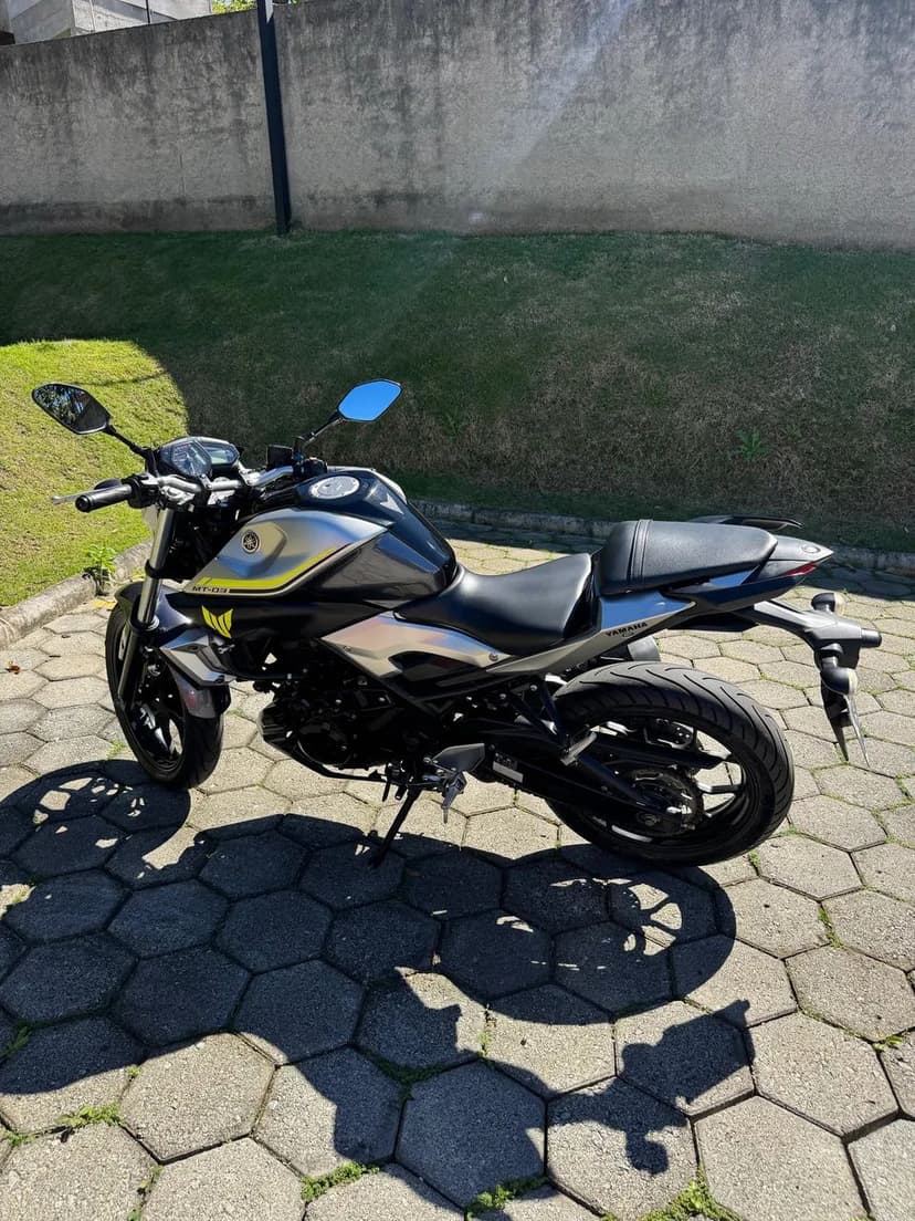 Yamaha MT 03 impecável 