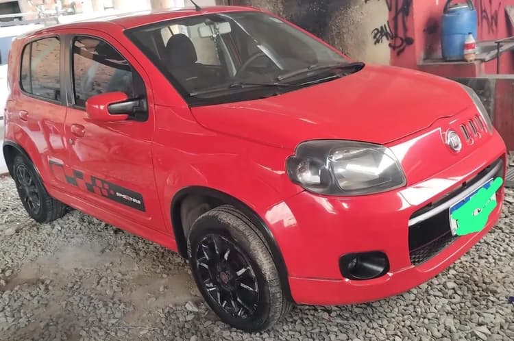 Fiat Uno Sporting 1.4 EVO Fire Flex 8V 4P 2012