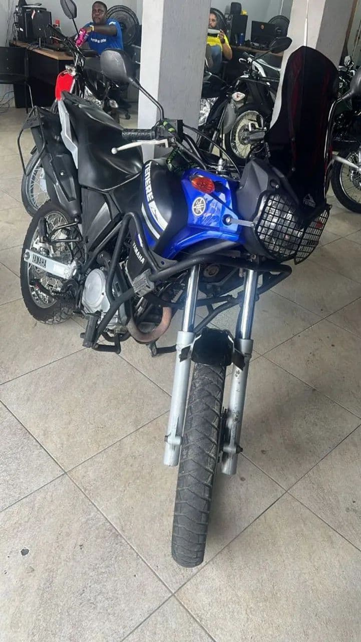 Ténéré 250 2017/18 nova