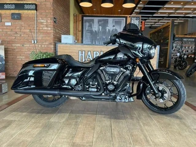STREET GLIDER 2023