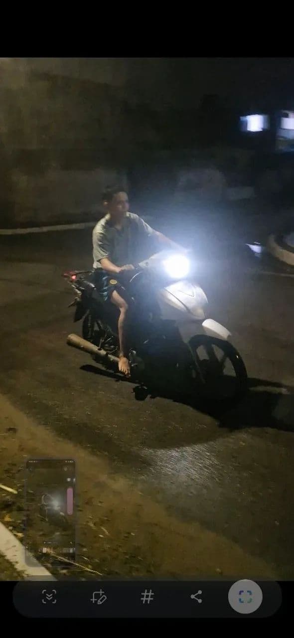 Moto Avelozz 2017
