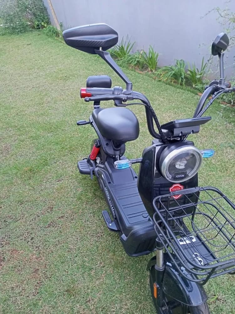 Scooter Autopropelida 1000W Zero