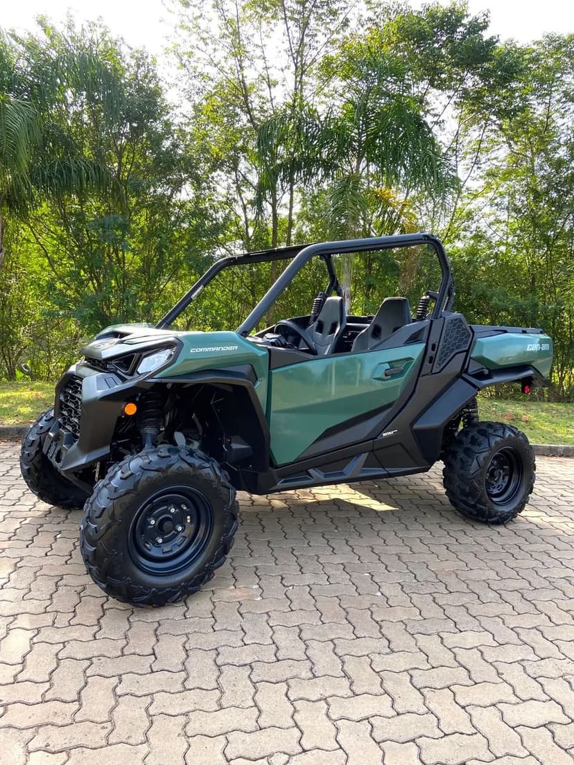UTV CAN AM COMMANDER 1000R 2022