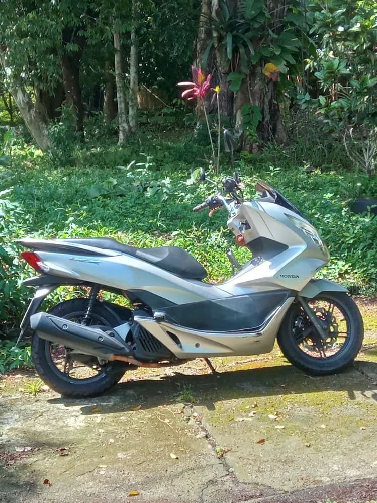 Vende-se moto