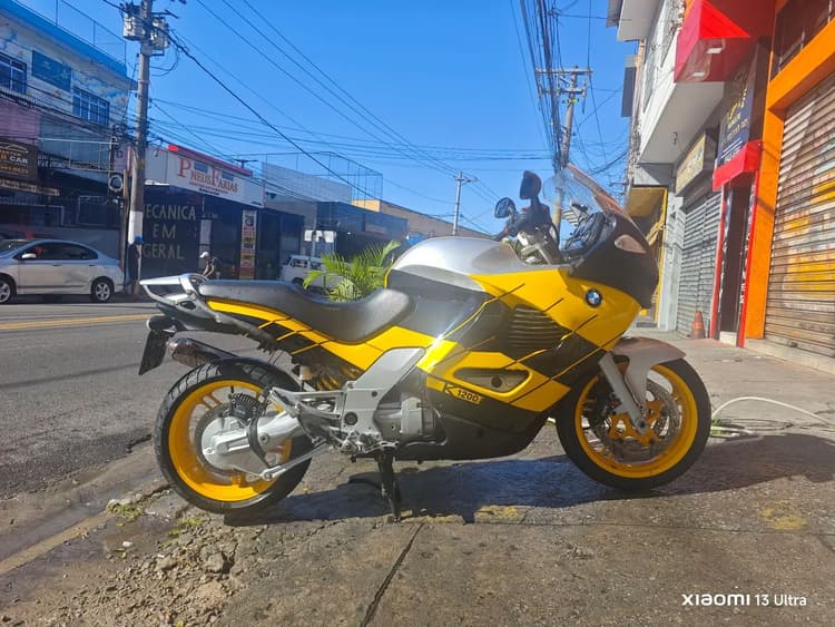 BMW K1200RS