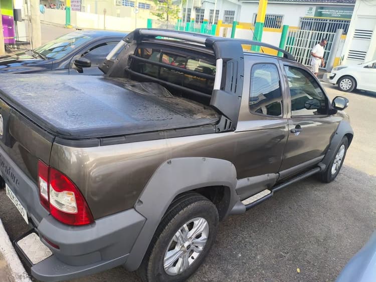 Fiat Strada Adventure1.8/ 1.8 Locker Flex CD 2012