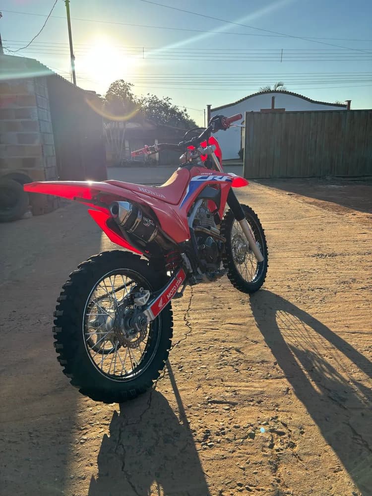 Vendo ou troco crf 250f