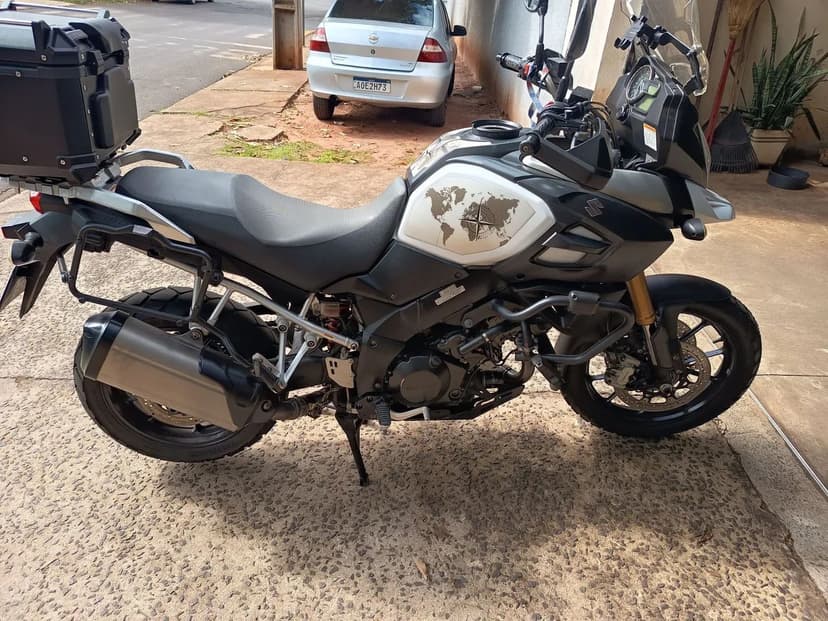 Suzuki vstron 