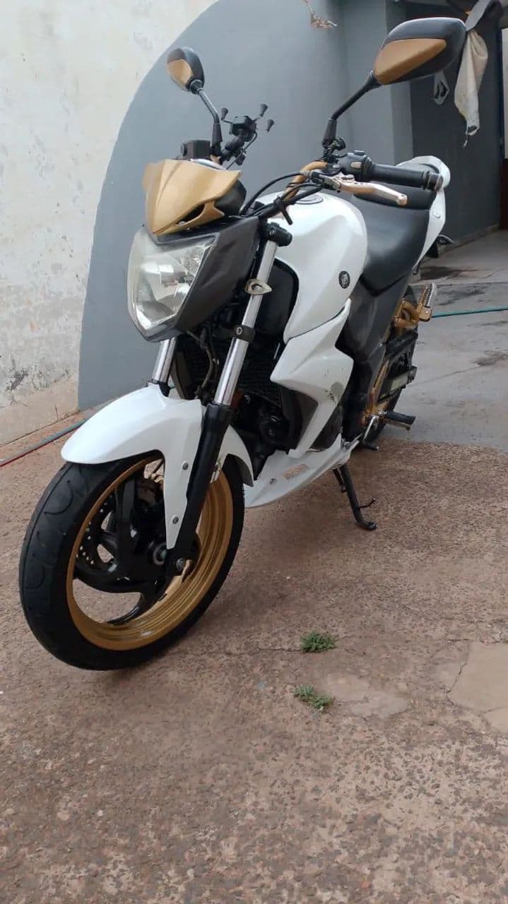 NEXT 250 filé 