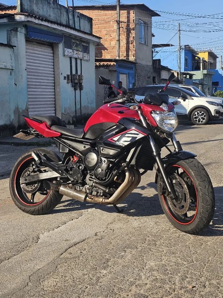 Xj6 N