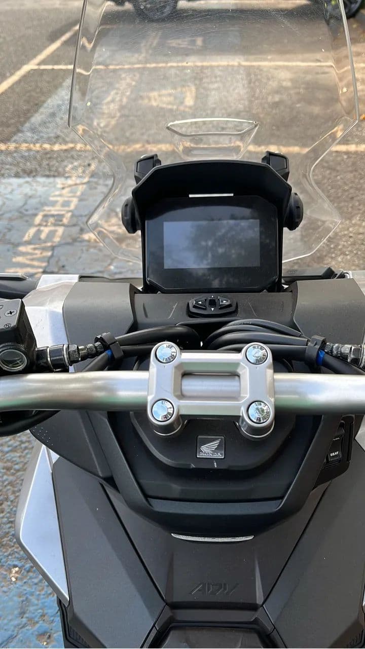 Vendo - Honda ADV 2025 prata 