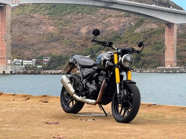 Triumph SPEED 400cc