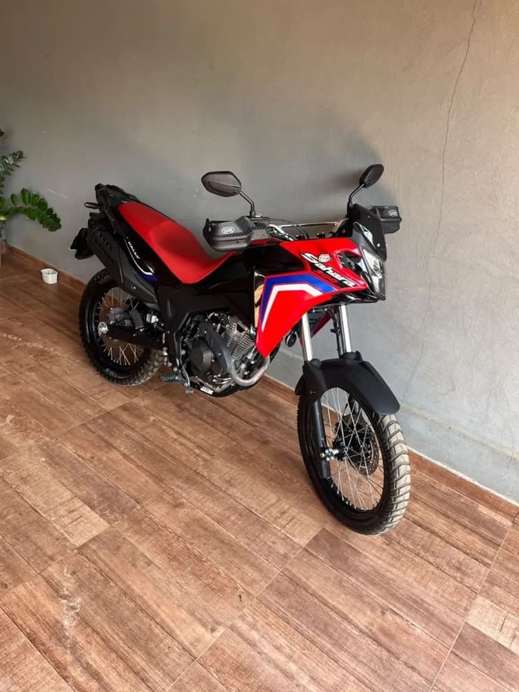 Vendo sahara zerada 