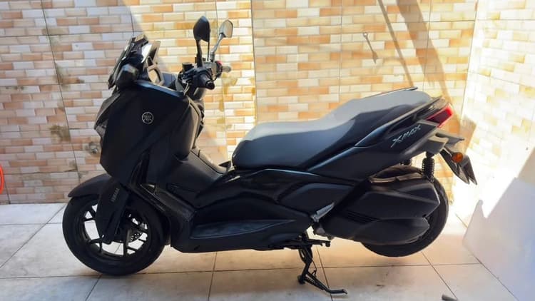XMAX 250 ABS 