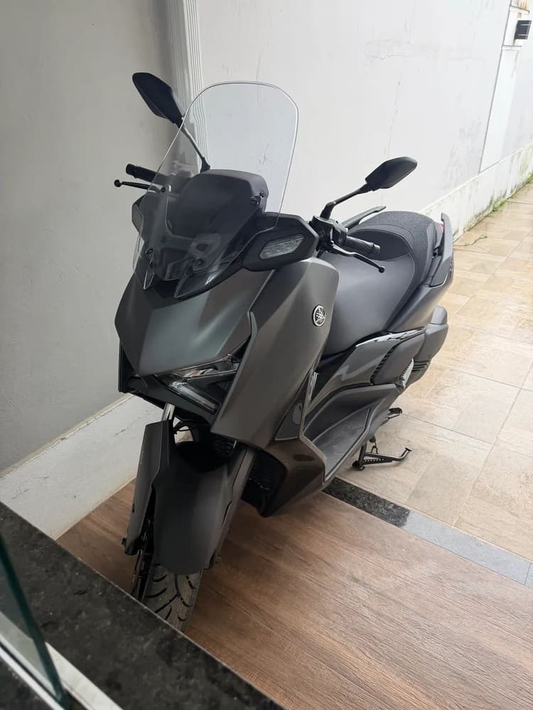 XMAX 300 2027