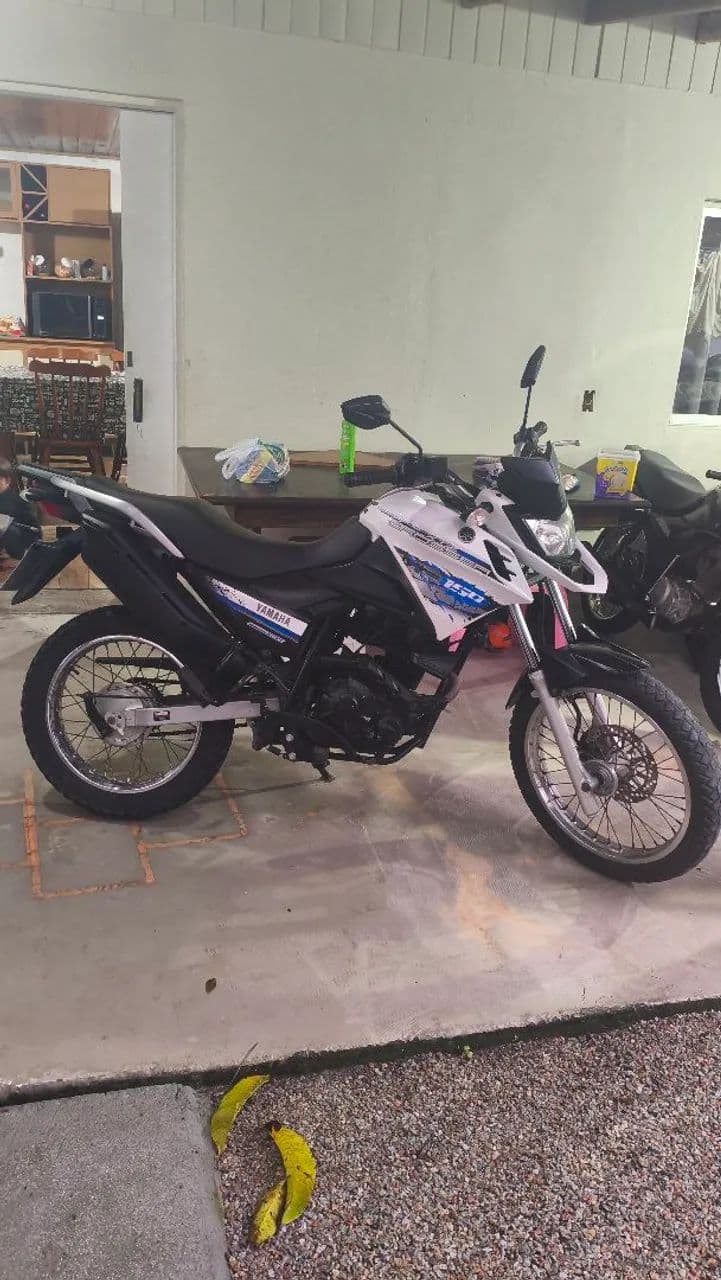 XTZ 150 Branca 