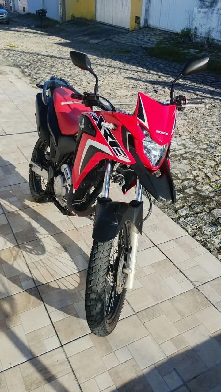 XRE rally 300