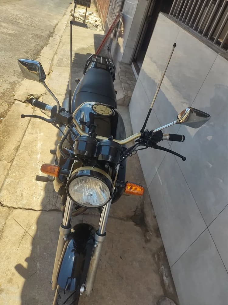 Cb 500