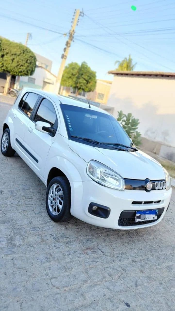 Fiat Uno Evolution 1.4 Fire Flex 8V 5P 2015