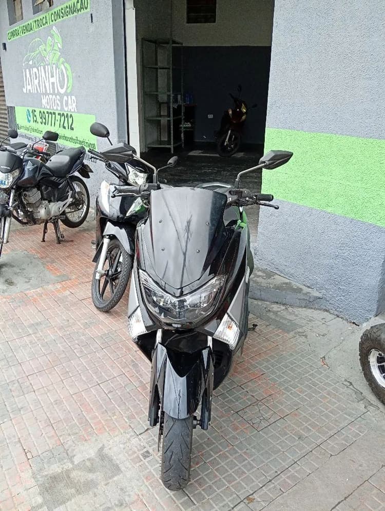 Yamaha NMAXX (160)