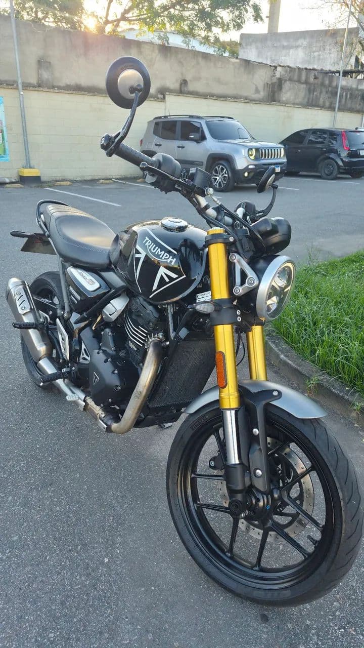 TRIUMPH SPEED 400