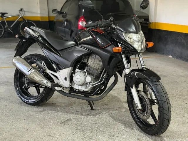 Honda CB300R 