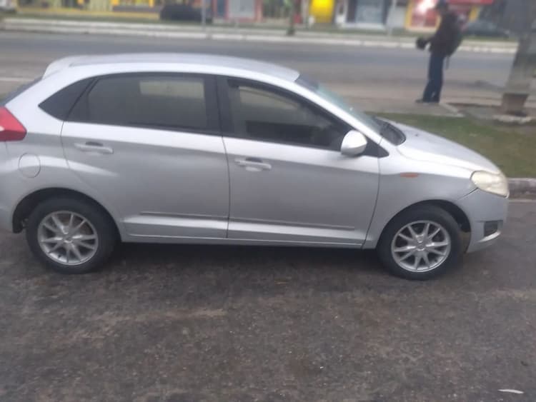 Chery Celer Hatch 1.5 16V Flex 5P 2013
