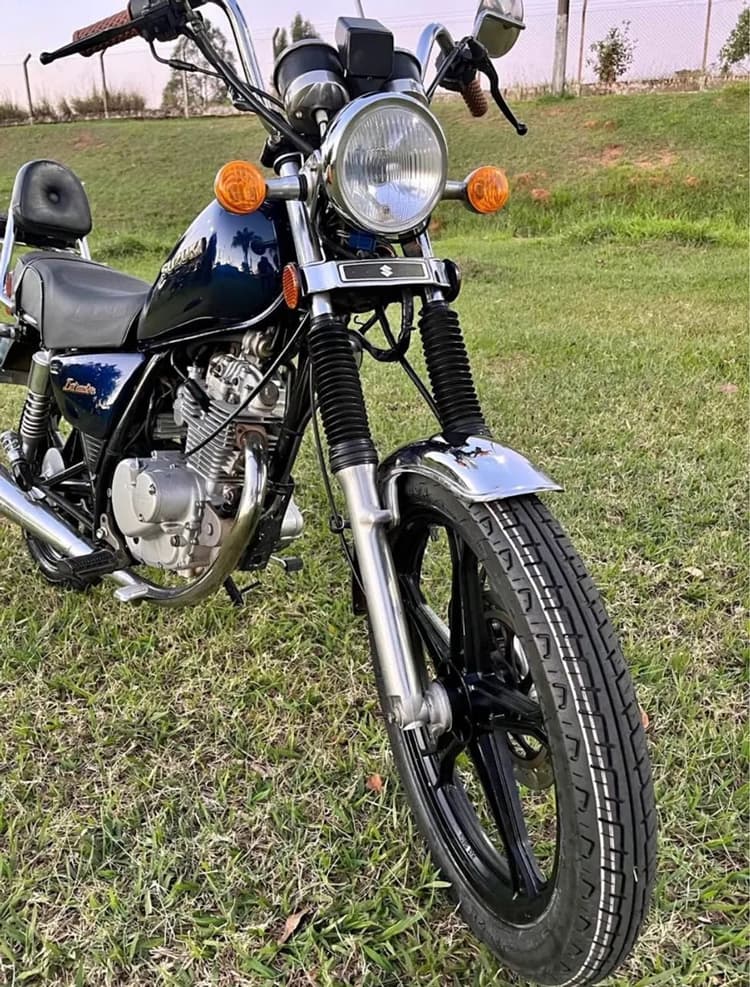 Suzuki intruder 125