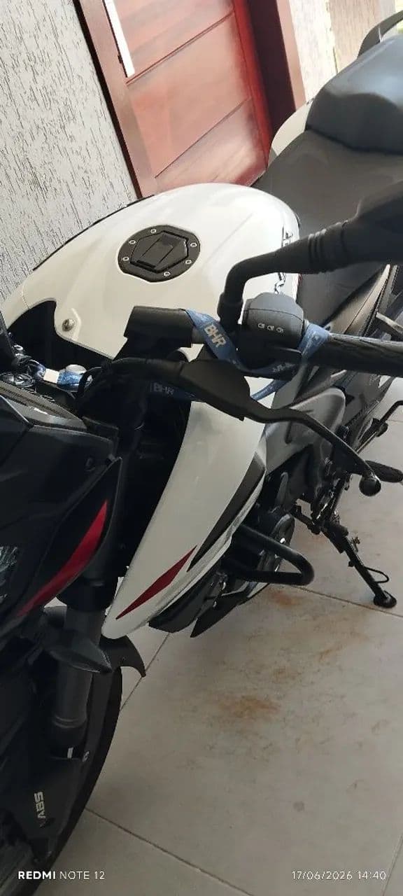Bajaj NS200