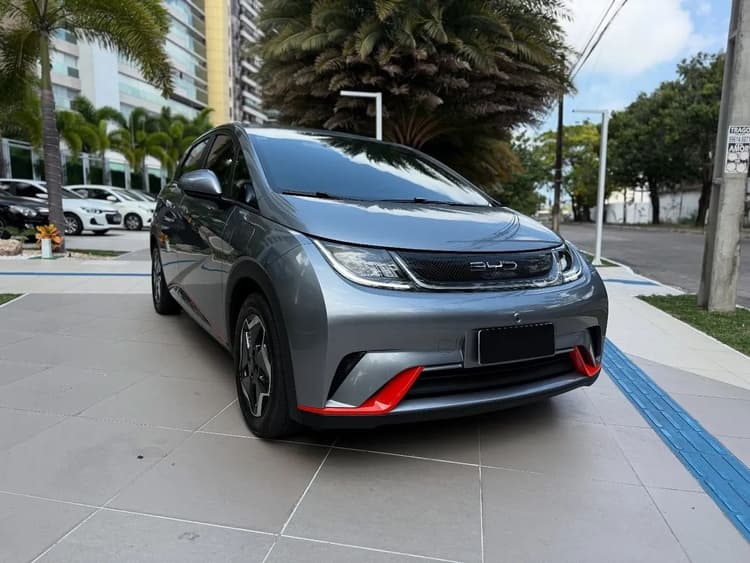 BYD Dolphin EV (Elétrico) 2025