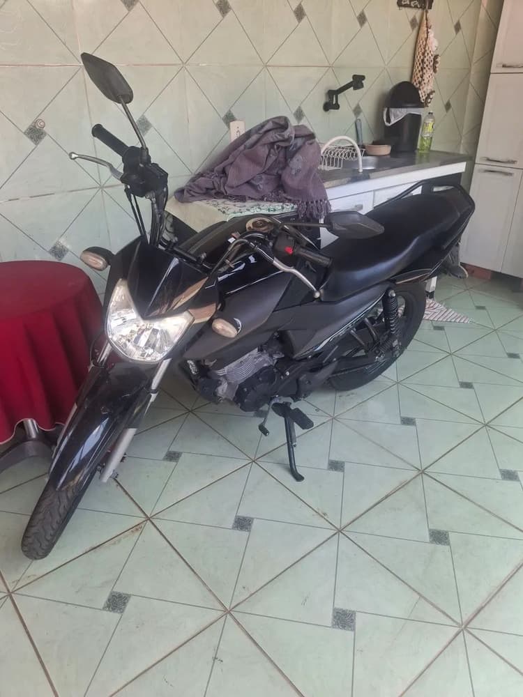Vende-se Factor 150 Conservada