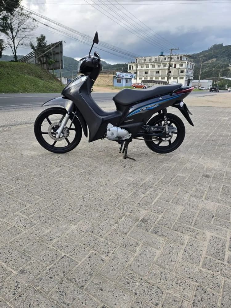 2017 Biz 125 EX Com Partida Elétrica 