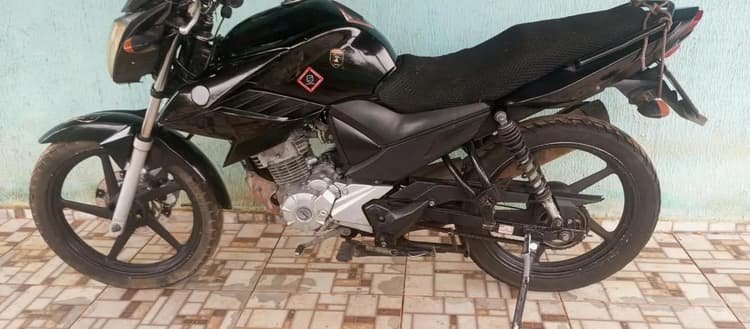 Fazer 150/2015