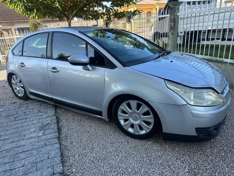 Citroen C4 GLX 1.6 Flex 16V 5P Mec. 2011