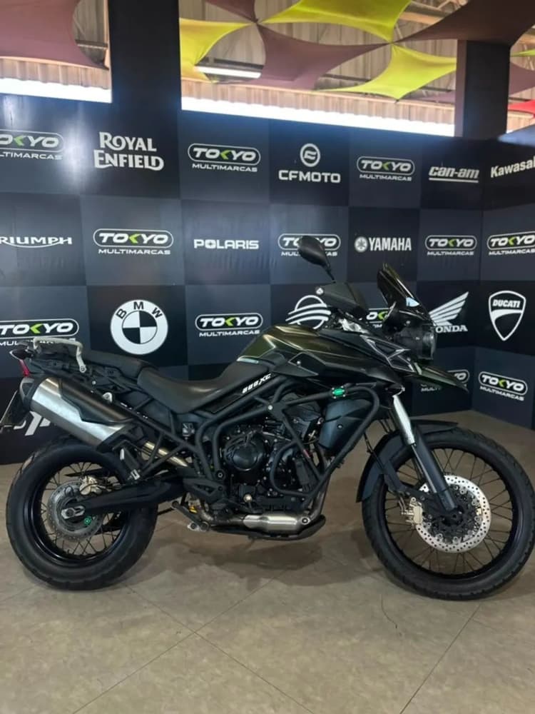 TRIUMPH TIGER 800XC MUITO NOVA