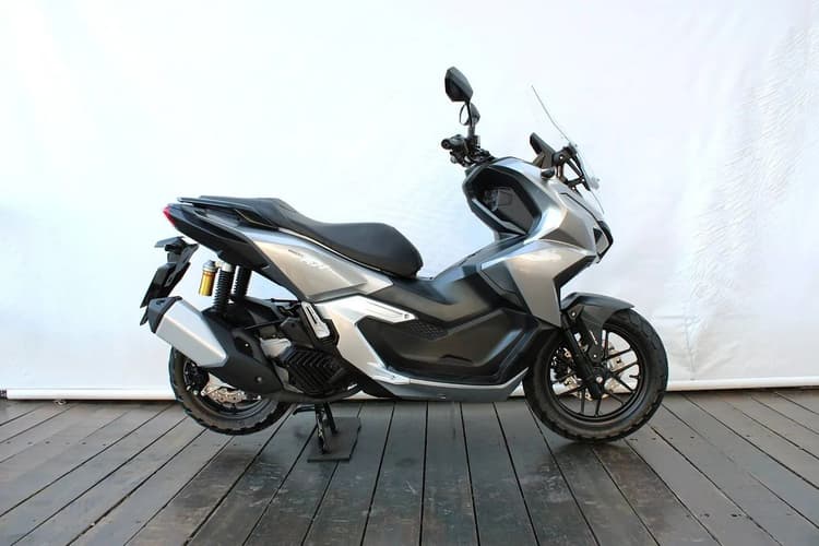 HONDA ADV 160