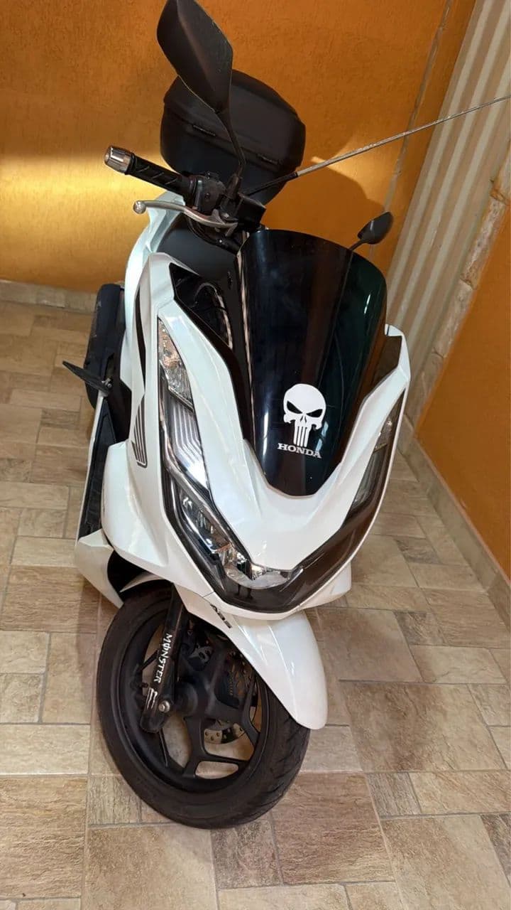Honda PCX NOVA 