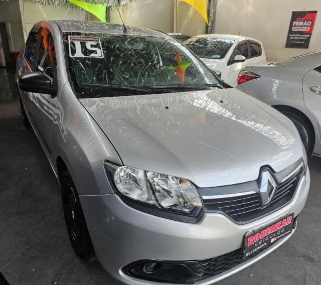 Renault Logan Expression Hi-flex 1.6 8V 4P 2015
