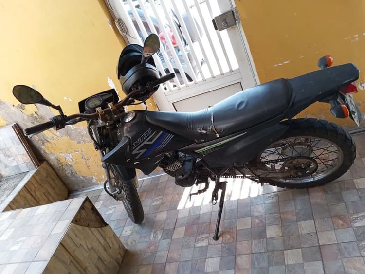 Xtz 125 E para interior 
