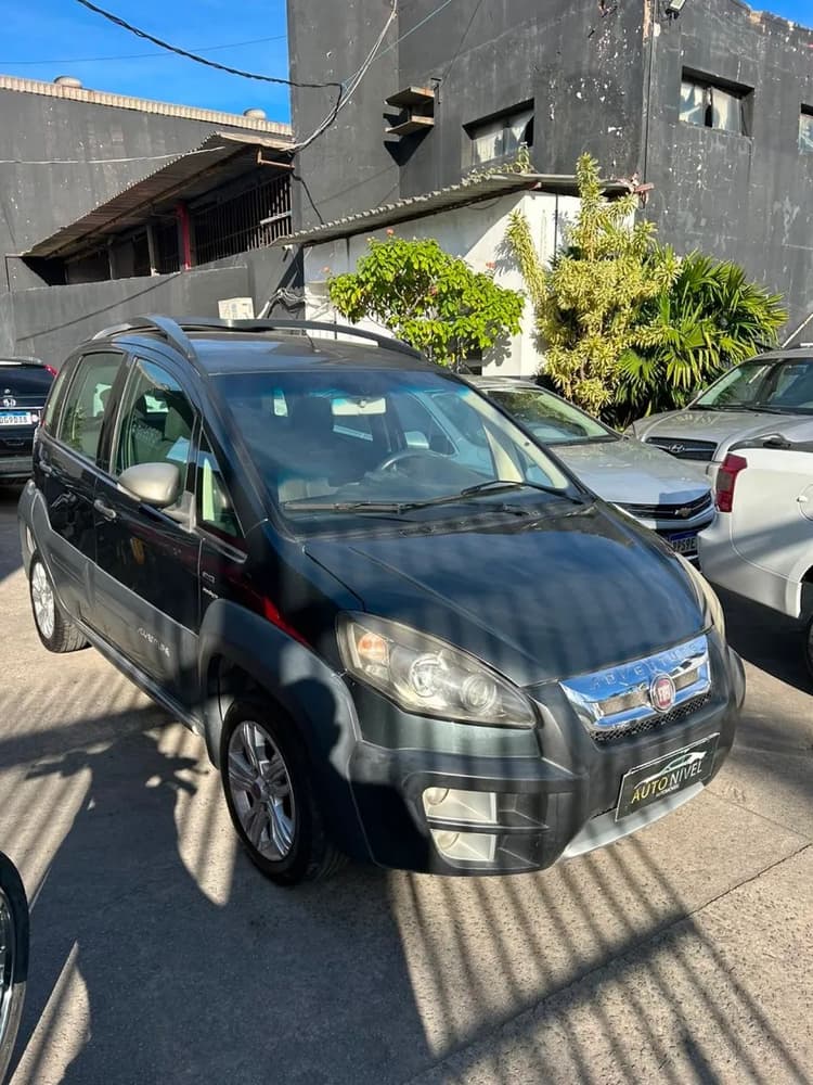 Fiat Idea Adv./ Adv.lock.dualogic 1.8 Flex 5P 2011