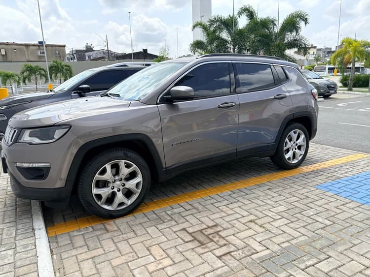 Jeep Compass Longitude 2.0 4X2 Flex 16V Aut. 2021