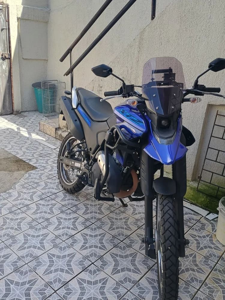 LANDER 250 CONNECTED 2025 - 7.500KM