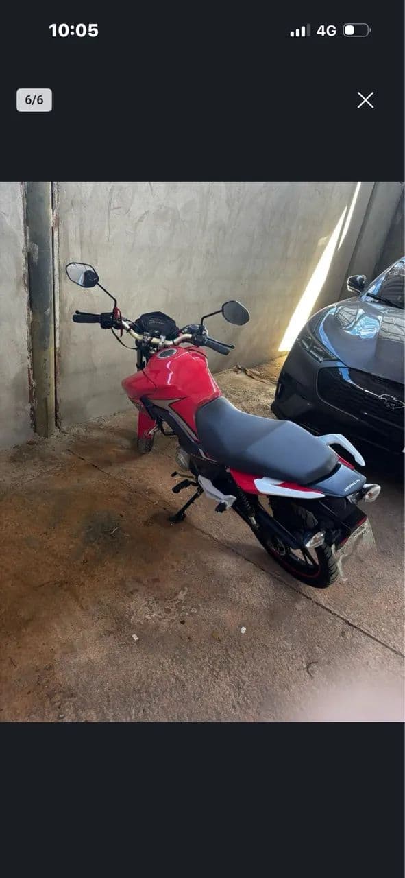 Moto bem conservada, usada apenas para ir e voltar do trabalho 