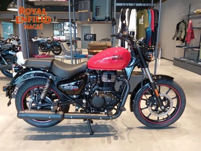 METEOR FIREBALL RED 